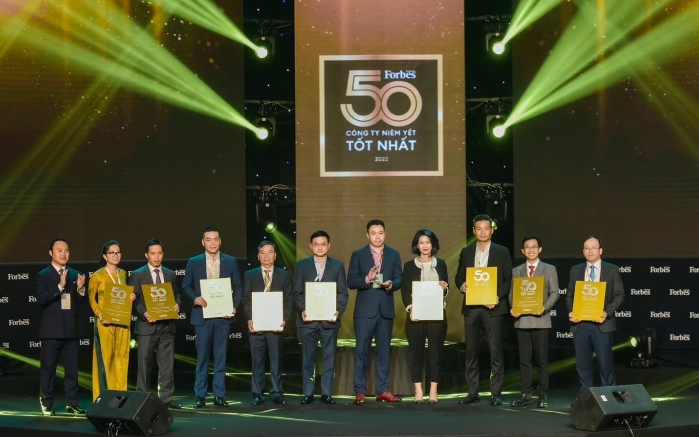 Hoa Phat listed in the top 50 best listed companies of Forbes for 10 ...